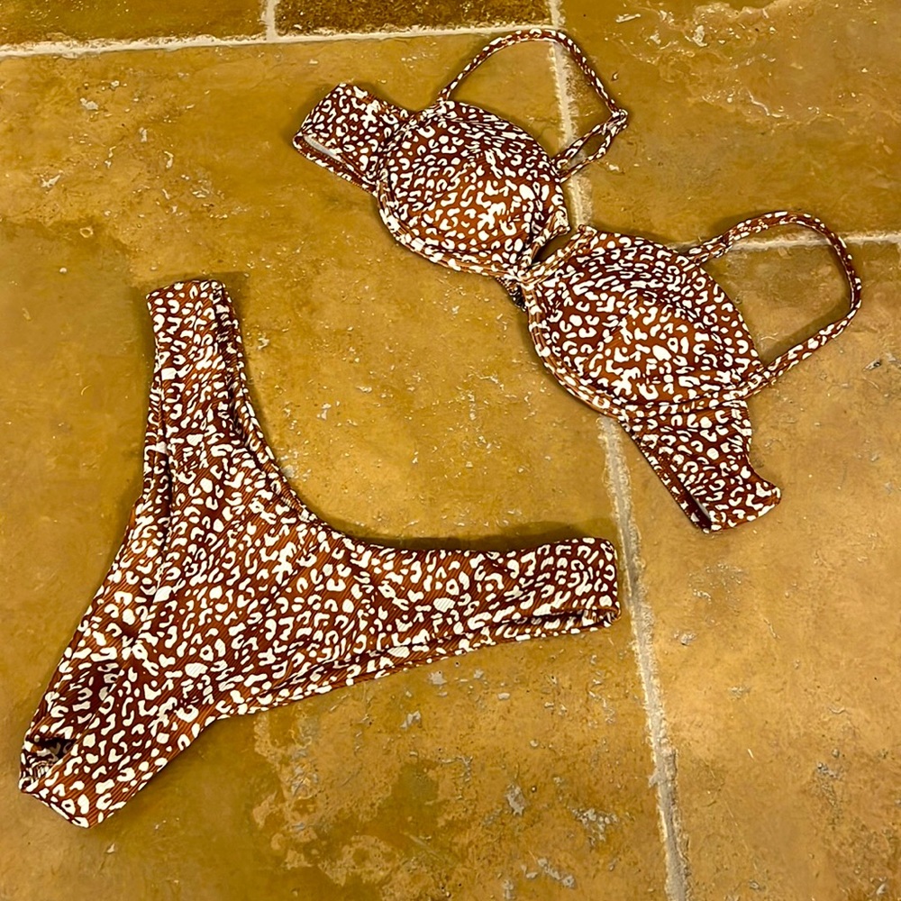 SHEIN Bikini & skirt M/L NWOT